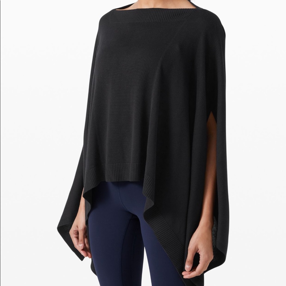 Lulu lemon poncho light purple one size